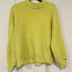 Sweater size L